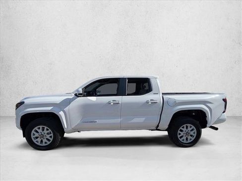 Used 2024 Toyota Tacoma SR5 image 8