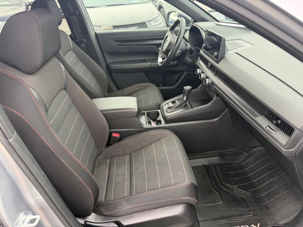 Used 2023 Honda CR-V Sport image 16