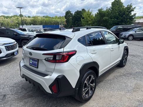 Used 2024 Subaru Crosstrek 2.0i Premium AWD/4WD image 7