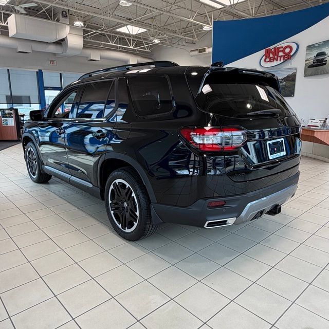 New 2026 Honda Pilot Touring image 5