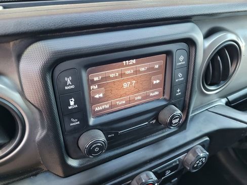 Used 2020 Jeep Wrangler Unlimited Sport S image 13