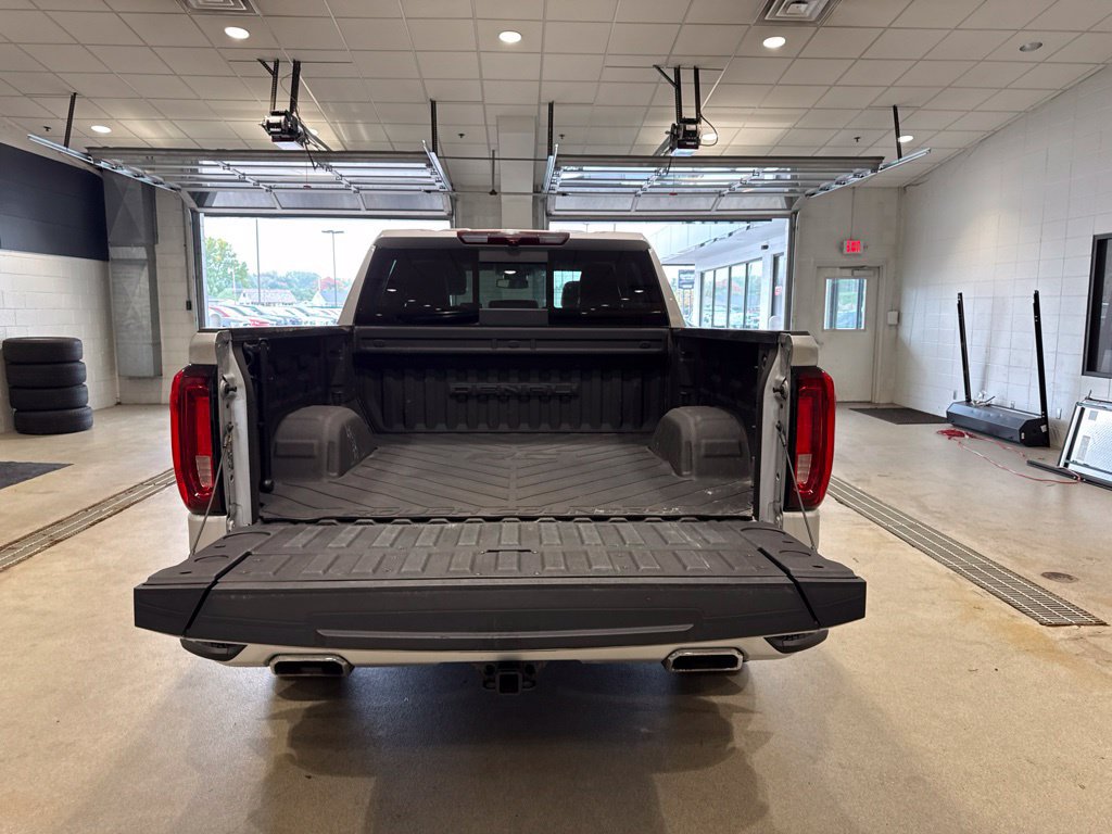 Used 2022 GMC Sierra 1500 Denali AWD/4WD image 19