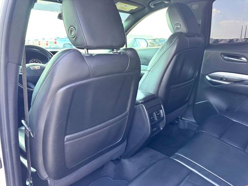 Used 2020 Cadillac XT4 Premium Luxury image 17