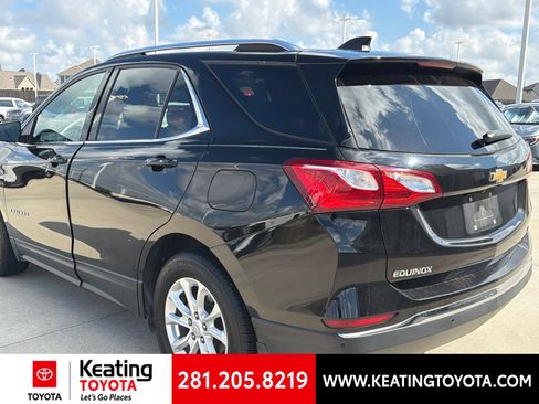 Used 2019 Chevrolet Equinox LT w/ Sun & Navigation Package FWD image 5