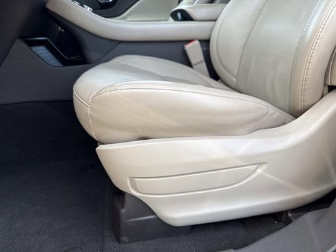 Used 2020 Lincoln Aviator Reserve w/ Equipment Group 201A image 21