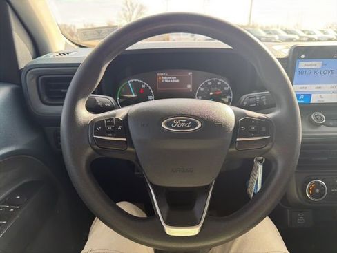 Certified 2022 Ford Maverick XL image 32