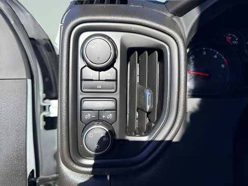 Used 2023 Chevrolet Silverado 3500 W/T w/ Gooseneck/5TH Wheel Package image 23