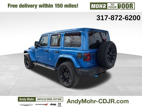 Used 2023 Jeep Wrangler Unlimited Sahara w/ Cold Weather Group image 5