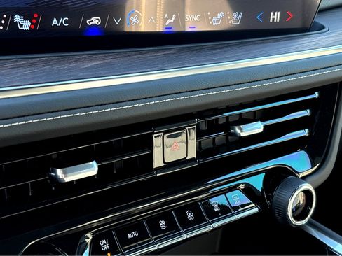 New 2025 Chevrolet Suburban Premier w/ Sun And Tow Package image 9