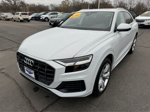 Used 2022 Audi Q8 Premium Plus image 32