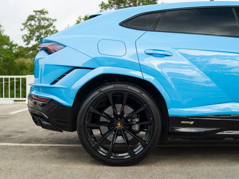 Used 2024 Lamborghini Urus S AWD/4WD image 14