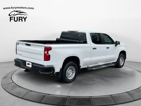 Used 2025 Chevrolet Silverado 1500 W/T w/ Z71 Off-Road Package AWD/4WD image 3