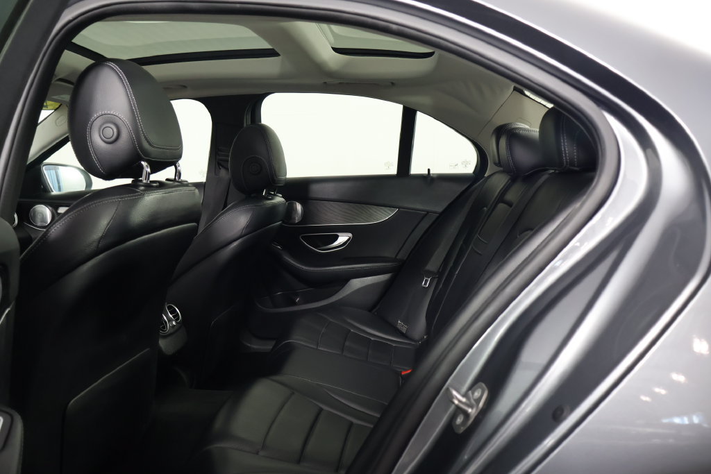 Used 2017 Mercedes-Benz C 300 Sedan image 11