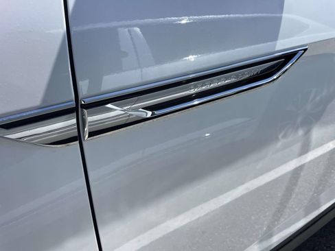 New 2026 Volkswagen Atlas Cross Sport SE FWD image 6