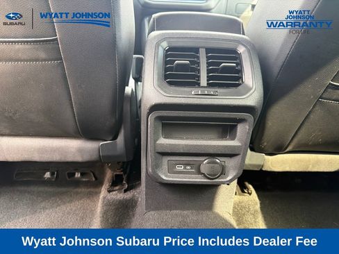Used 2024 Volkswagen Tiguan SE AWD/4WD image 28