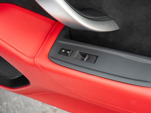 Used 2018 Acura NSX AWD/4WD image 24