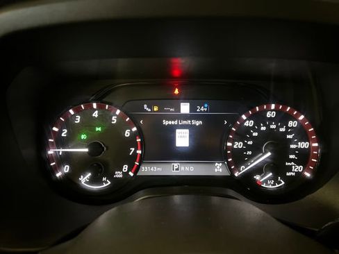 Used 2023 Nissan Titan PRO-4X w/ Pro-4x Convenience Package image 15