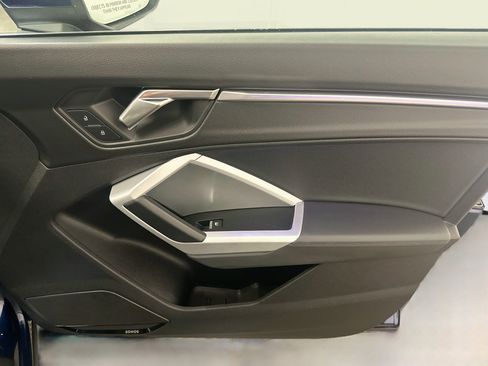 Used 2023 Audi Q3 2.0T Premium Plus w/ Premium Plus Package AWD/4WD image 35
