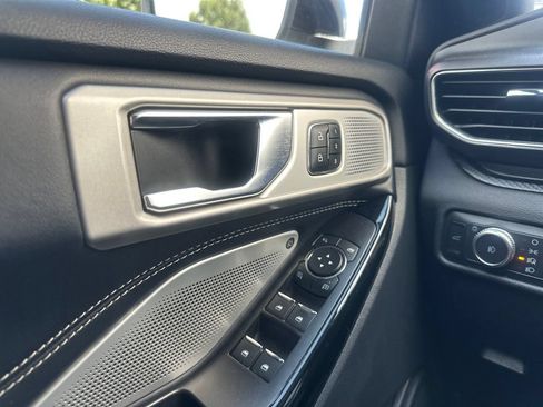 Used 2021 Ford Explorer ST w/ Equipment Group 401A AWD/4WD image 10