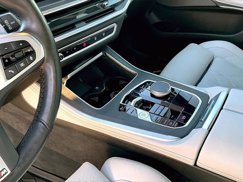 Used 2024 BMW X5 xDrive40i w/ M Sport Package image 14