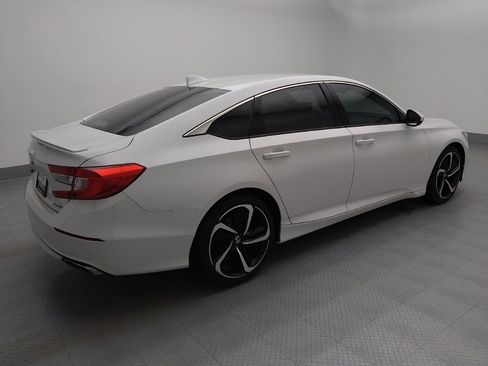 Used 2019 Honda Accord Sport image 10
