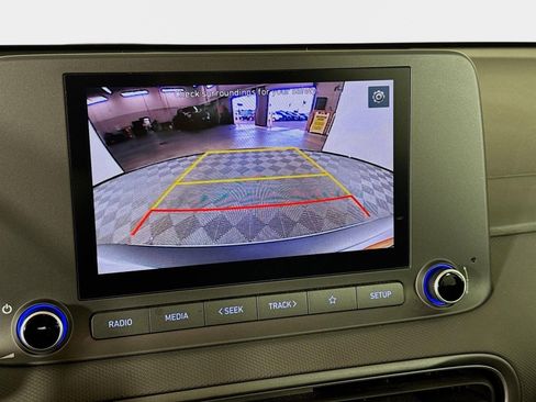 Certified 2022 Hyundai Kona SEL w/ Cargo Package image 15