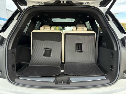 Certified 2023 Cadillac XT6 Sport w/ Technology Package image 27