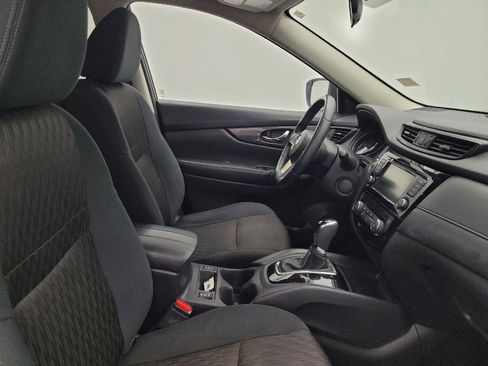 Used 2018 Nissan Rogue SV AWD/4WD image 21