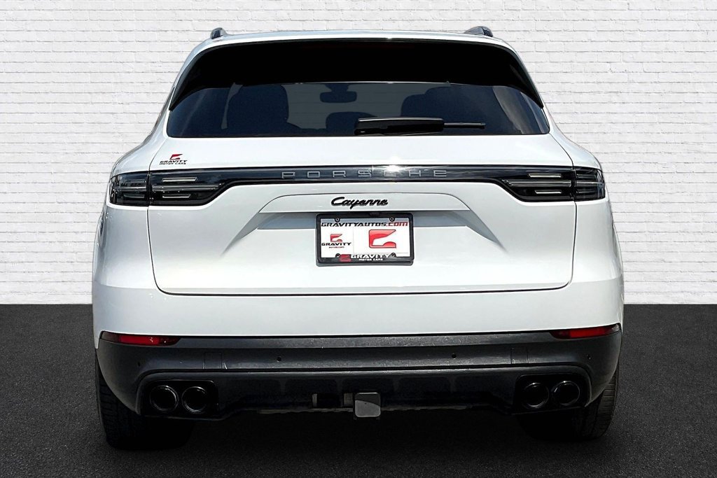 Used 2023 Porsche Cayenne w/ Premium Package AWD/4WD image 5