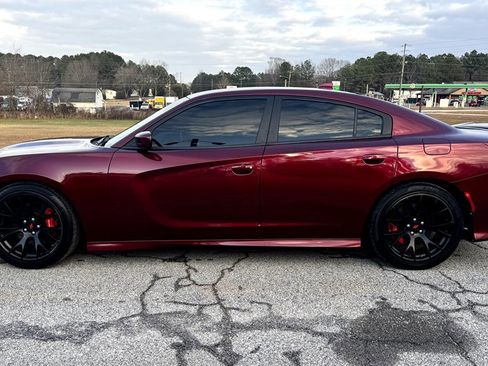 Used 2018 Dodge Charger R/T Scat Pack w/ Beats Audio Group image 12