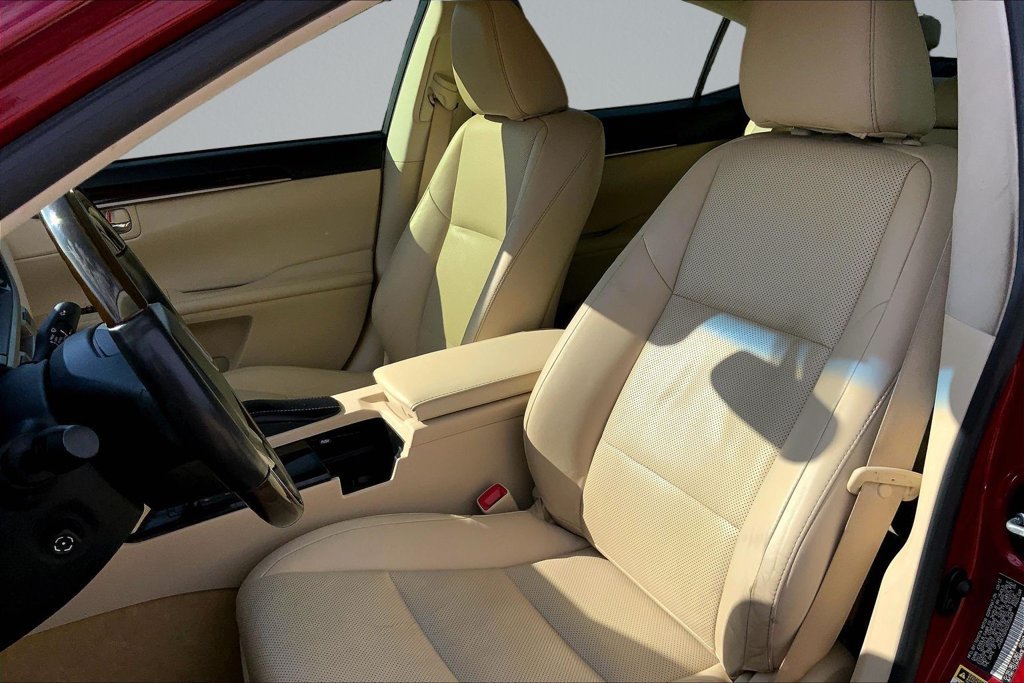 Used 2013 Lexus ES 350 w/ Luxury Pkg FWD image 24