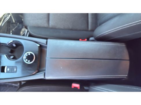 Used 2025 Nissan Rogue SV AWD/4WD image 19