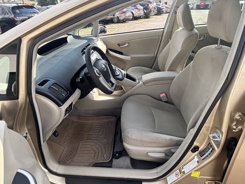 Used 2011 Toyota Prius Two FWD image 16