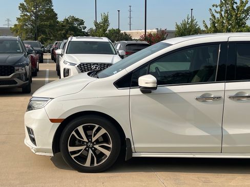 Used 2020 Honda Odyssey Elite image 7
