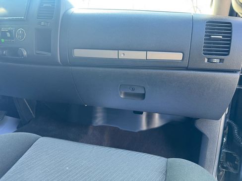 Used 2013 Chevrolet Silverado 1500 LT image 37