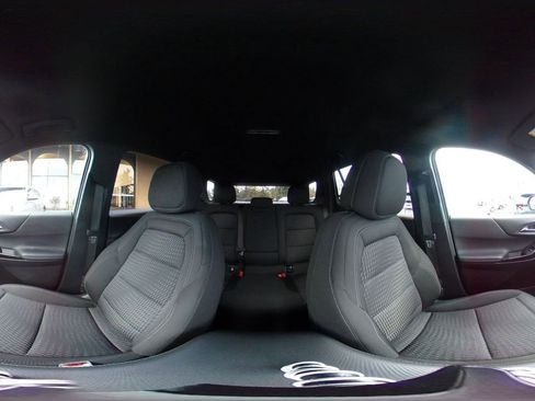 Used 2025 Chevrolet Equinox LT image 44