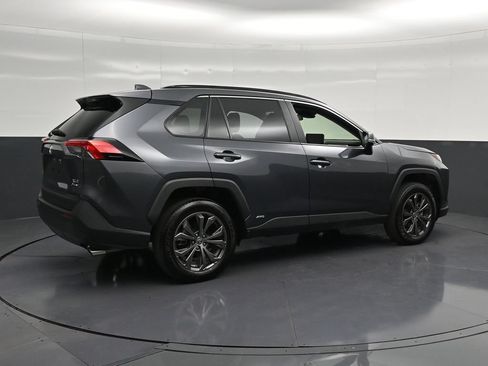 Used 2025 Toyota RAV4 XLE Premium w/ Weather Package AWD/4WD image 3
