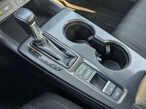 Used 2022 Honda Civic EX image 13