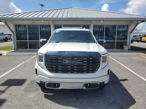 Used 2023 GMC Sierra 1500 Denali Ultimate AWD/4WD image 9