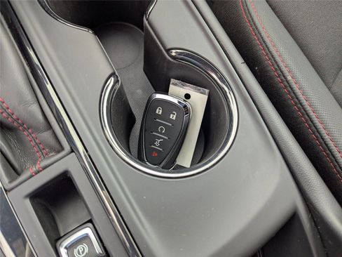 Used 2024 Chevrolet Equinox RS image 23