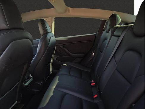 Used 2018 Tesla Model 3 Long Range AWD/4WD image 9