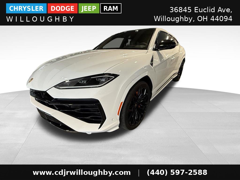Used 2025 Lamborghini Urus SE AWD/4WD image 6