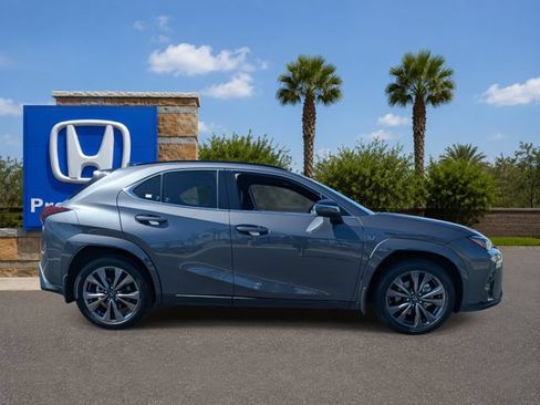 Used 2025 Lexus UX 300h FWD w/ Accessory Package (Z2) image 6
