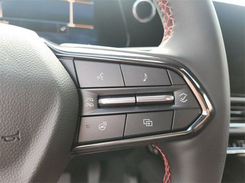 New 2026 Chevrolet Equinox EV RS image 17