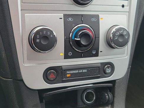 Used 2010 Chevrolet Malibu LT w/ Power Convenience Package FWD image 25