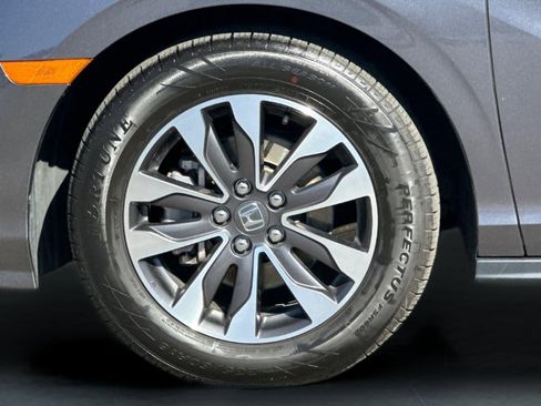 Certified 2024 Honda Odyssey EX-L image 27