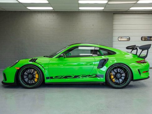 Used 2019 Porsche 911 GT3 RS image 4
