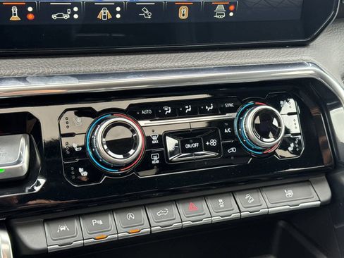 Certified 2024 GMC Sierra 1500 Denali image 20