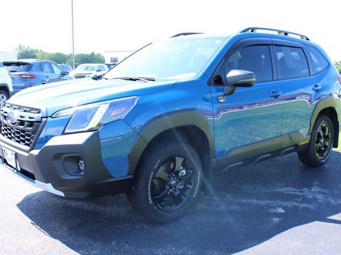 Used 2025 Subaru Forester Wilderness AWD/4WD image 3