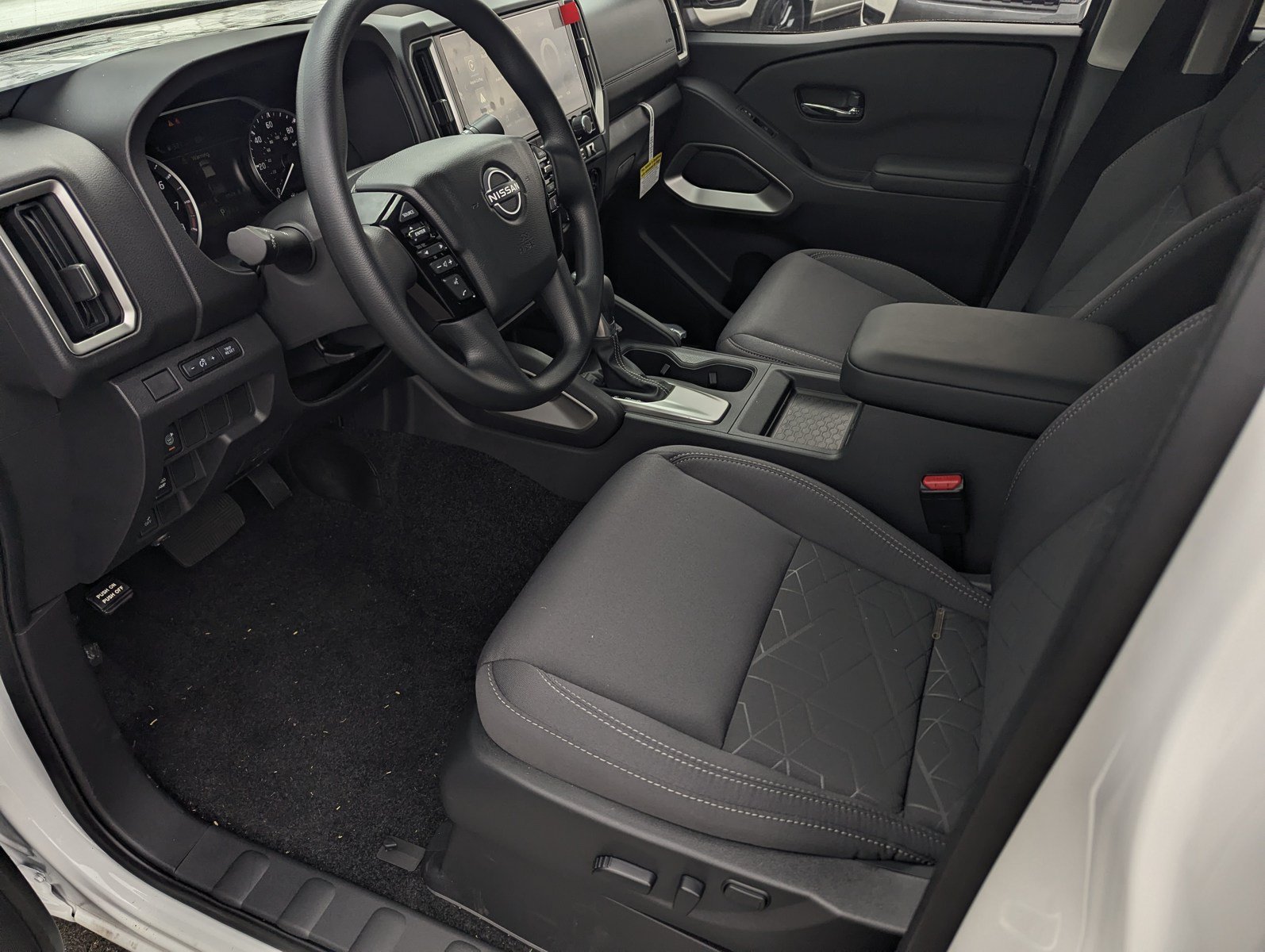 New 2027 Nissan Frontier SV w/ Tow Package RWD image 10